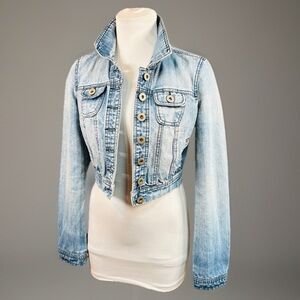 Light blue factory destroyed Jean denim cropped jacket size small
